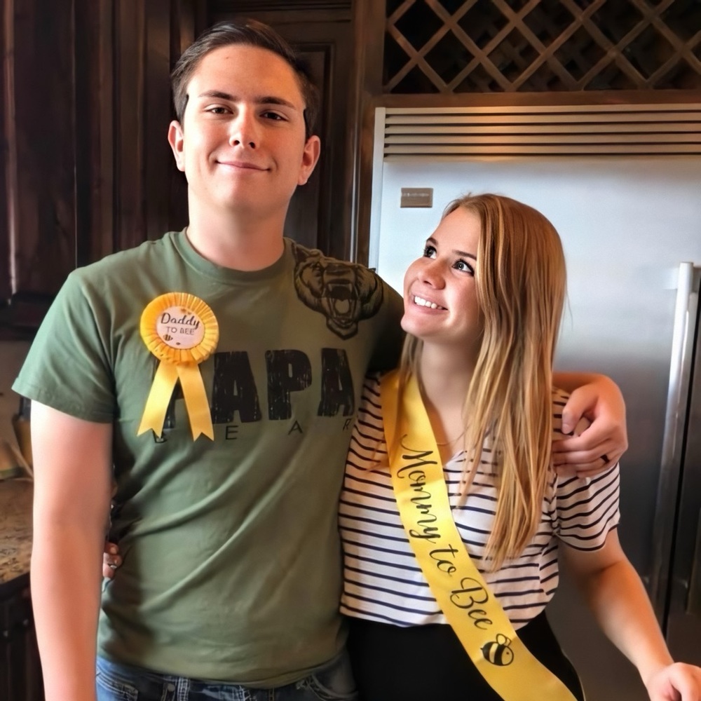 Meet your Posher, Claudia